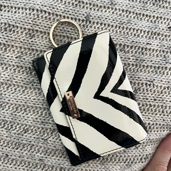 Kate Spade Black and White Wallet - Picture 3 of 12